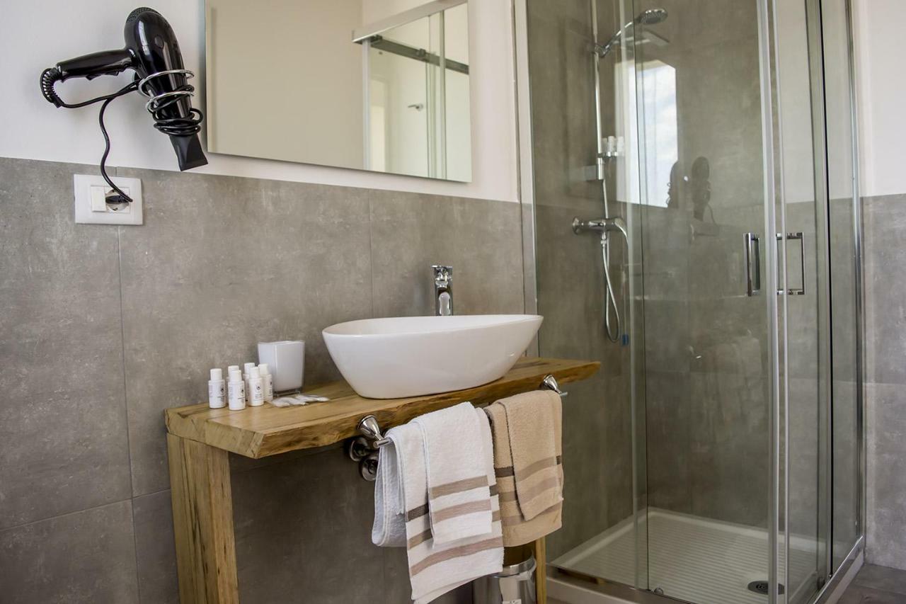 Home Suites Home Salionze Luaran gambar