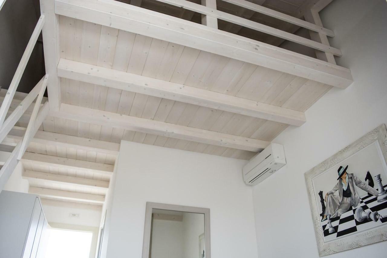 Home Suites Home Salionze Luaran gambar