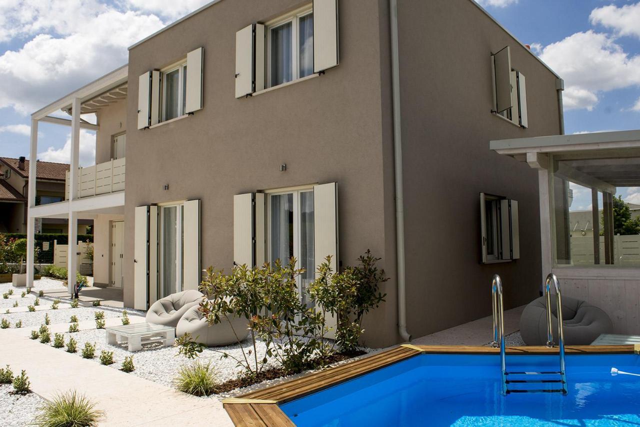 Home Suites Home Salionze Luaran gambar